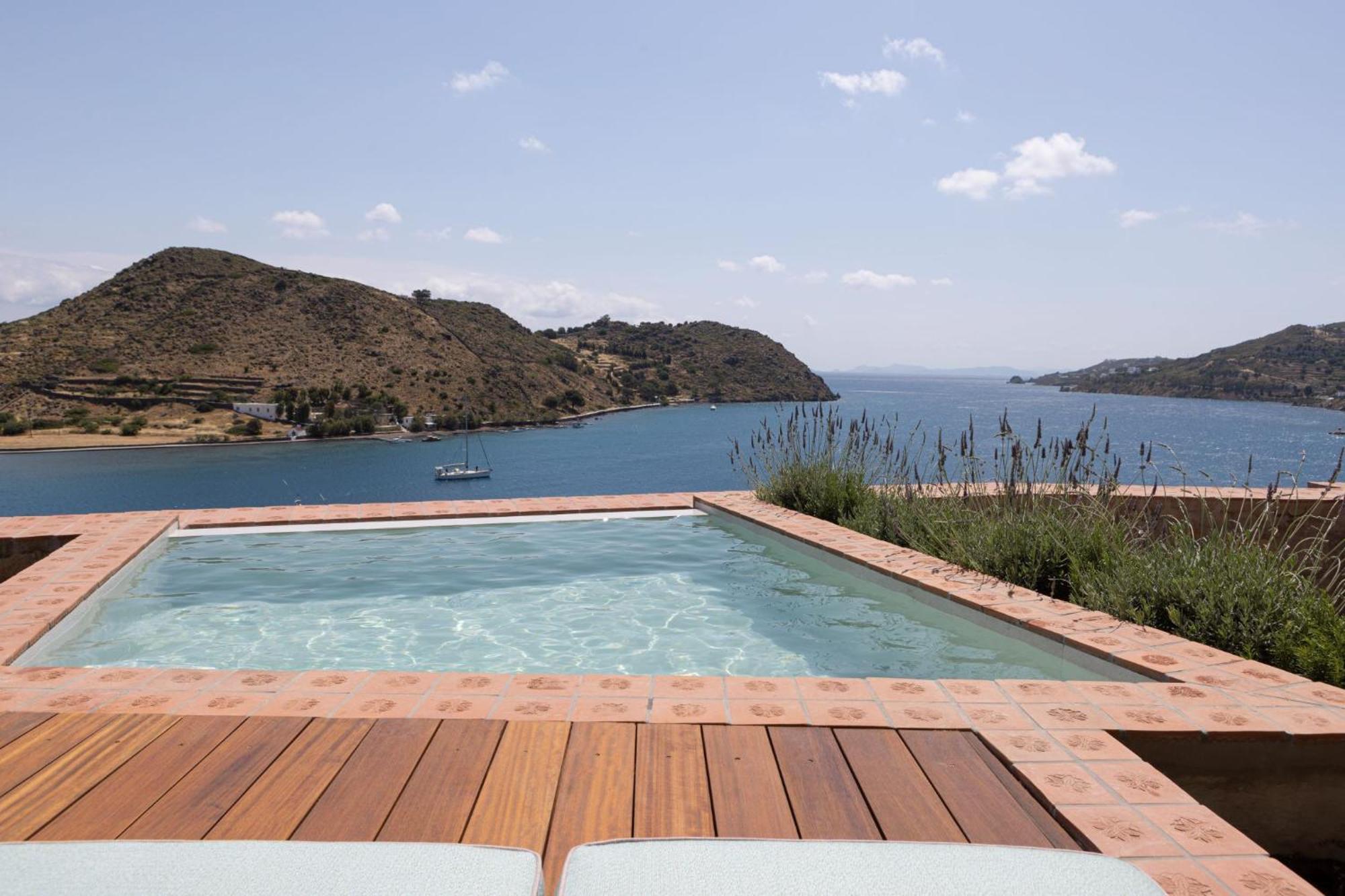 Patmos Eye Boutique Hotel & Villas Skala  Exterior photo
