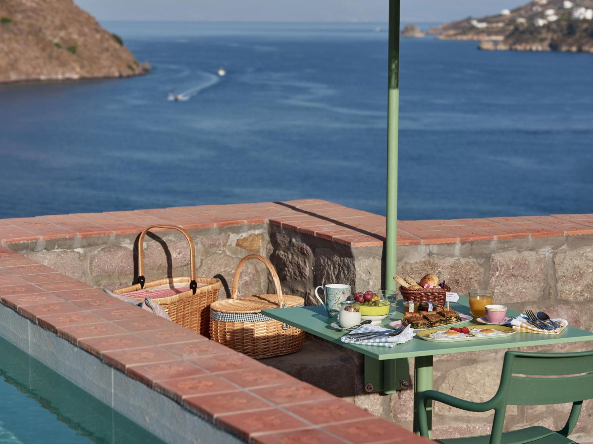 Patmos Eye Boutique Hotel & Villas Skala  Exterior photo
